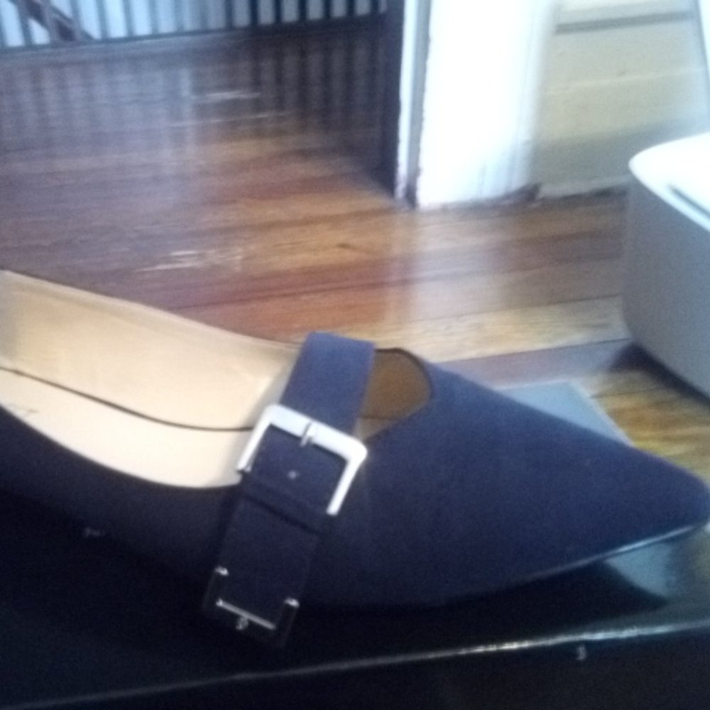 Nine West flats